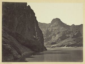 Black Canyon, Colorado River, Blick unterhalb nahe Camp 7. Erkundungen in Nevada und Arizona, Expedition von 1871. Leutnant Geo. M. Wheeler, Kommandant.