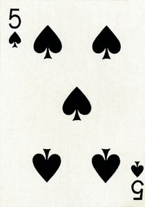 5 der Pik aus einem Kartenspiel von Goodall & Son Ltd., ca. 1940