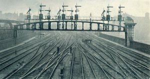 Eine Brücke der Signale, 1922