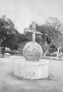 Ein Meuterei-Relikt - Das Kreuz aus der Delhi Kirche, um 1910