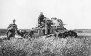 Ein kaputter französischer Leichtpanzer, Villers-Cotterets, Aisne, Frankreich, 1918