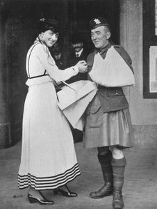 Ein Vorfall am Kriegshilfsflaggen-Tag, 1915 von Unbekannt