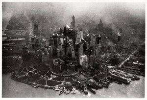 Luftaufnahme von Manhattan, New York City, USA, von einem Zeppelin, 1928