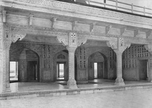 Agra. Ein Raum im Jasmin-Turm, ca. 1910 von Unbekannt