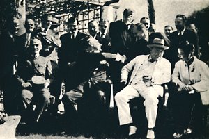 Alliierte Führer konferieren in Kairo, November 1943 von Unbekannt