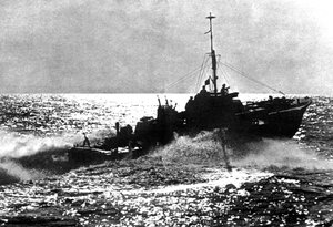 Alliierter Schnellboot auf Patrouille vor der französischen Küste, 1944 von Unbekannt