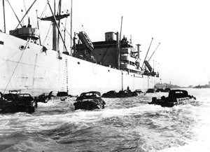 Amerikanische Amphibienfahrzeuge, Le Havre, Frankreich, 1944 von Unbekannt