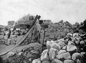 Ein algerischer Soldat auf Wache, Artois, Frankreich, 1915 von Unbekannt