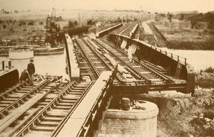 Elektrisch betriebene Schwenkbrücke in Beccles, nahe Yarmouth, London und Nordostbahn von Unbekannt