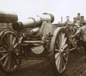 Artilleriekolonne bei Verdun, Nordfrankreich