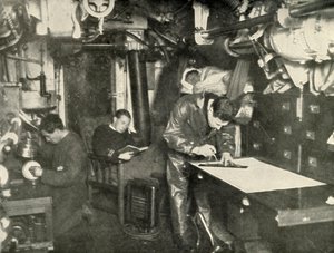 Am Grund des Meeres. Im Offiziersraum eines U-Boots, 1919
