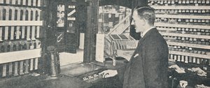 Automatische Ticket- und Wechselgeldmaschinen in Westminster, 1926 von Unbekannt