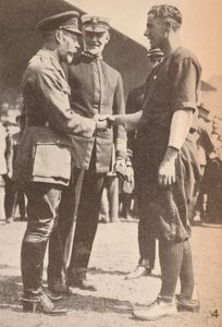 Baseball, das Nationalspiel der Vereinigten Staaten, wurde von amerikanischen Truppen in England gespielt