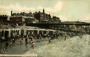 Strand mit Pier & Metropole, Brighton, spätes 19.-frühes 20. Jahrhundert von Unbekannt