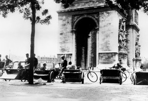 Fahrradtaxis auf der Place d