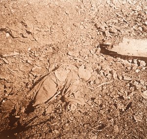 Leiche eines toten Soldaten, Verdun, Nordfrankreich, um 1914-1918 von Unbekannt