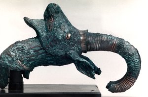 Bronzeskulptur mit Goldeinlagen