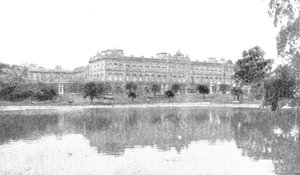 Buckingham Palace zur Zeit von Victoria, 1901 von Unbekannt