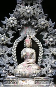 Buddha im Goldenen Tempel, Patan, Nepal von Unbekannt