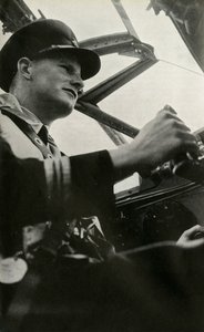 Kapitän Gilbert Rae, BOAC-Mosquito-Pilot, Zweiter Weltkrieg, ca. 1939-ca. 1944, 1946
