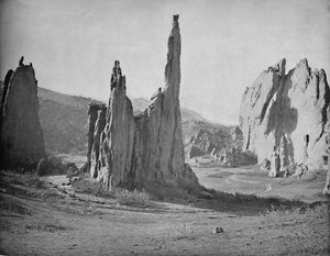 Kathedralenspitzen, Garten der Götter, Colorado, um 1897 von Unbekannt