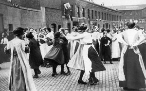 Feier zum Ende des Ersten Weltkriegs, 1918 von Unbekannt