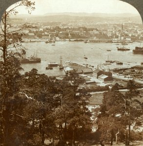 Christiania und ihr geschäftiger Hafen, N.W. vom Ekeberg Königspalast rechts, Norwegen, um 1905 von Unbekannt