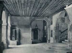 Kreuzgangpumpe und Hallentreppe, 1926