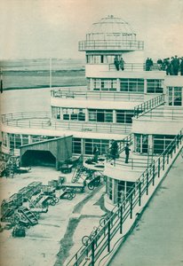 Kontrollturm am Flughafen Le Bourget, Paris, ca. 1936-1937 von Unbekannt