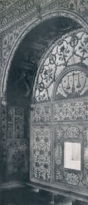 Delhi. Die Waage der Gerechtigkeit, geschnitzter Marmorschirm, durch den Petitionen empfangen wurden, um 1910 von Unbekannt