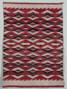 Diamantnetz-Stil Teppich, um 1890-1900 von Unbekannt