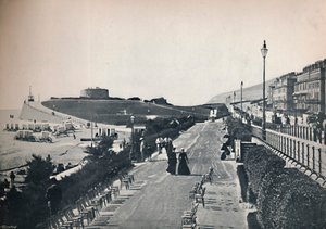 Eastbourne - Teil der Promenade, zeigt den Wish Tower, 1895 von Unbekannt