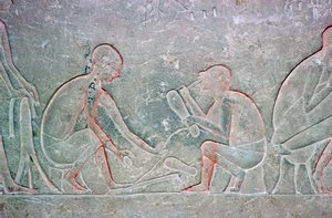 Ägyptisches Relief, das Schuhmacher zeigt, 14. Jahrhundert v. Chr.