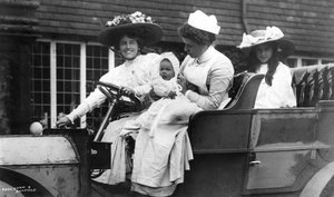 Ellaline Terriss, britische Schauspielerin, mit ihrer Tochter und Baby, ca. 1906
