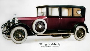 Geschlossener Rolls-Royce-Limousine mit Trennwand hinter dem Fahrer von Unbekannt