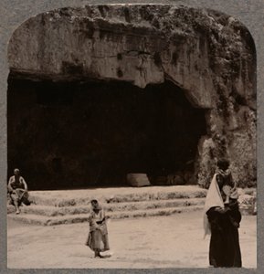 Eingang zu den Gräbern der Richter, ca. 1900
