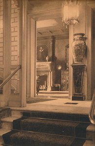 Eingang zur Lobby der kubanischen Botschaft in Brüssel, Belgien, 1927 von Unbekannt
