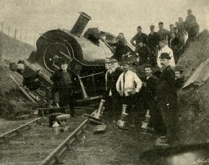 Überschwemmungen gegen Eisenbahnmaschine - Ein Zusammenbruch in der Nähe von St. Erth, 1901 von Unbekannt