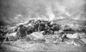 Französische Chasseurs Alpins im Kampf im Elsass, Juni 1915, 1926 von Unbekannt