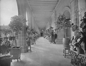 Galerie der Schule von LA Paz Vizeainas, Mexiko-Stadt, um 1897 von Unbekannt