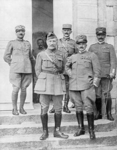 General Diaz und General Foch treffen sich im italienischen Hauptquartier, Italien, 2. Mai 1918