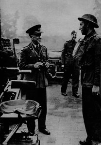 General Sir Frederick Pile, Oberbefehlshaber, Flugabwehrkommando, 1943