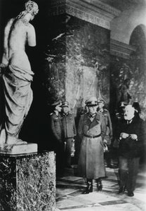 Deutscher Feldmarschall von Rundstedt besucht den Louvre, besetztes Paris, Oktober 1940 von Unbekannt