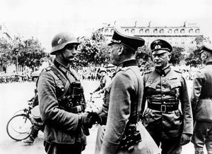 Deutsche Siegesparade nach der Eroberung von Paris, Juni 1940