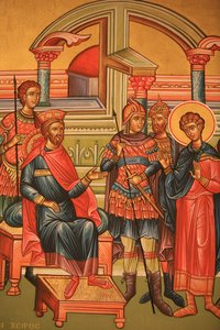 Griechisch-orthodoxe Ikone, die einen Märtyrer mit einem römischen Gouverneur darstellt, Thessaloniki, Griechenland