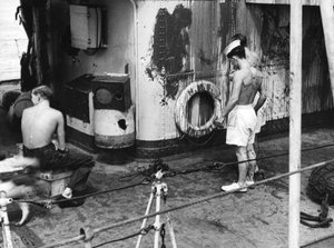HMS Amethyst, nach der Aktion am Jangtse-Fluss, 20. April 1949 von Unbekannt
