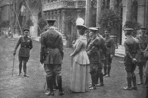 König Georg V. und Königin Mary auf den östlichen Rasenflächen, 25. August 1915, 1939