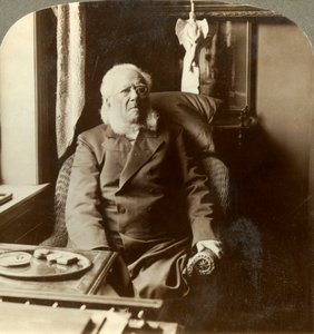 Henrik Ibsen, der Dichter, dem die ganze Welt huldigt, zu Hause in Christiania, Norwegen, ca. 1905