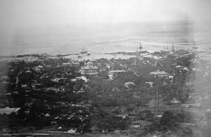 Hafen von Honolulu, Hawaii von Unbekannt