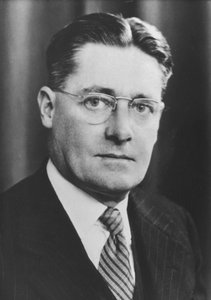 Howard Walter Florey, australischer Pathologe, ca. 1945